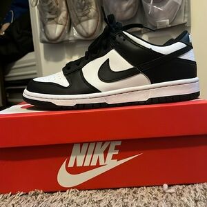 PANDA Nike Dunks
